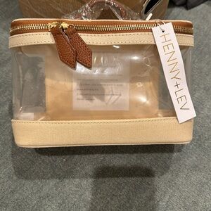 New Henny + Lev: The Max Makeup Trunk